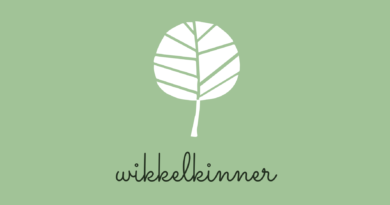 Wikkelkinner Logo Kuschelige Wollwindeln und Zubehör, mit Liebe und von Hand gefertigt (Bildquelle: Wikkelkinner | https://www.facebook.com/photo/?fbid=141096764686313&set=a.141096731352983)